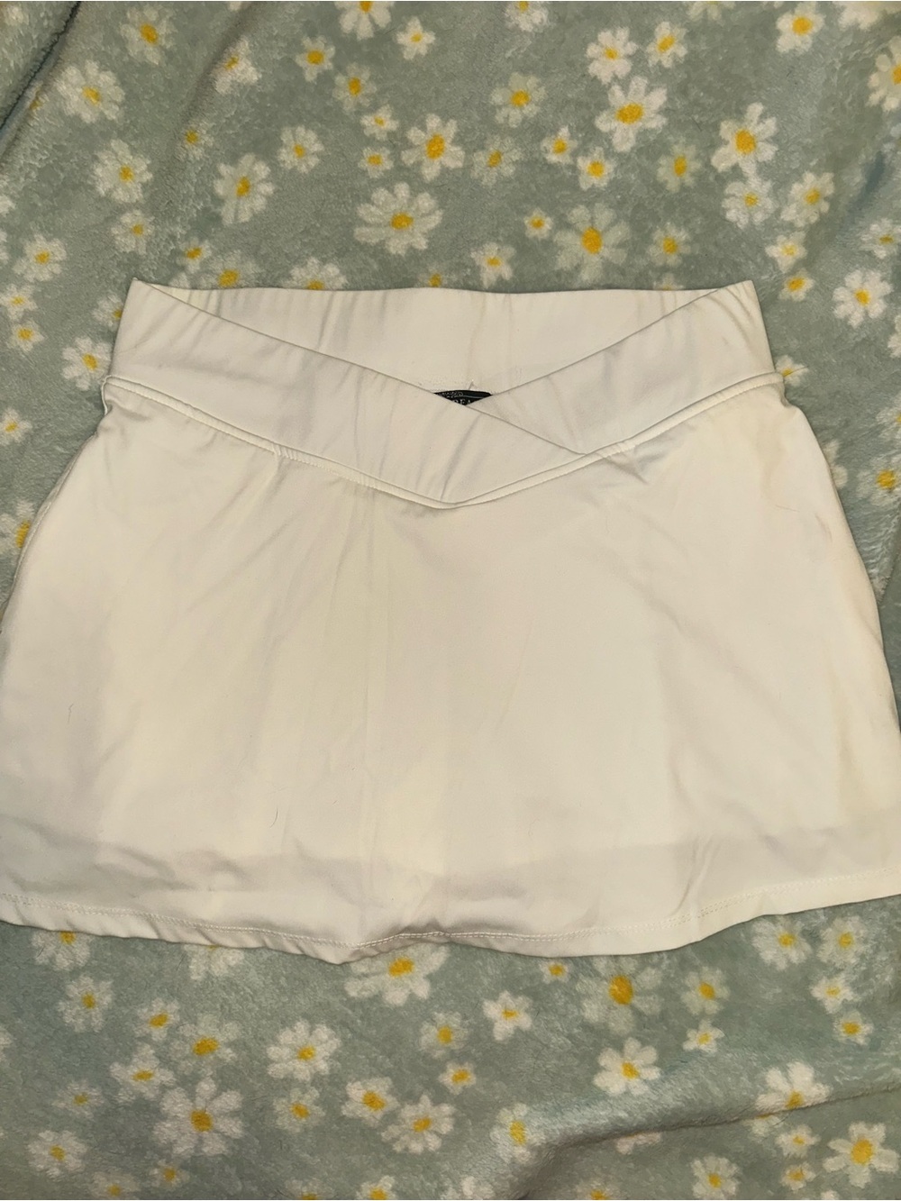White Cross-Waist Skort with pockets